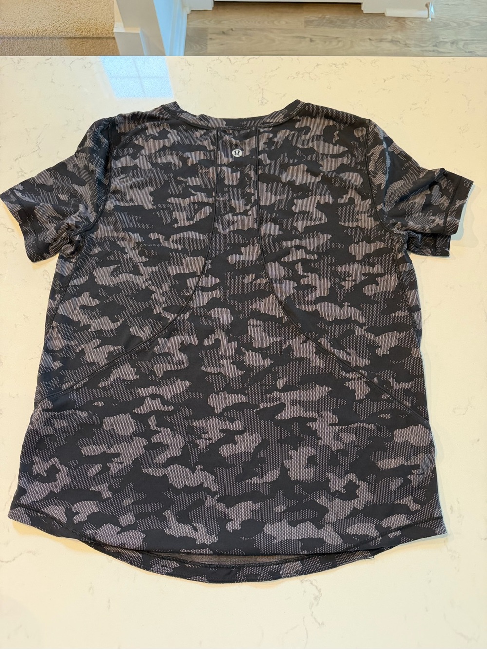Lululemon Gray & Black Camo Short Sleeve Tee - Picture 2 of 5